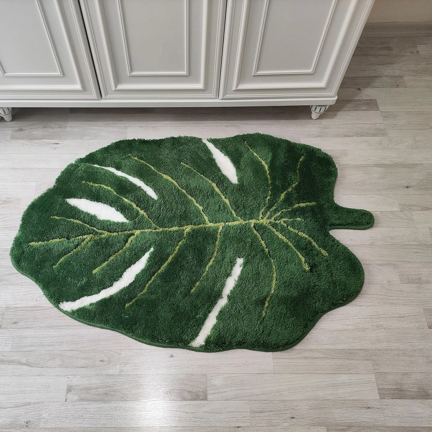 Lush Leaf Rug