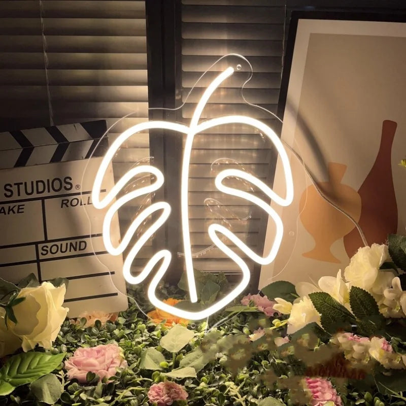 Monstera Neon Light