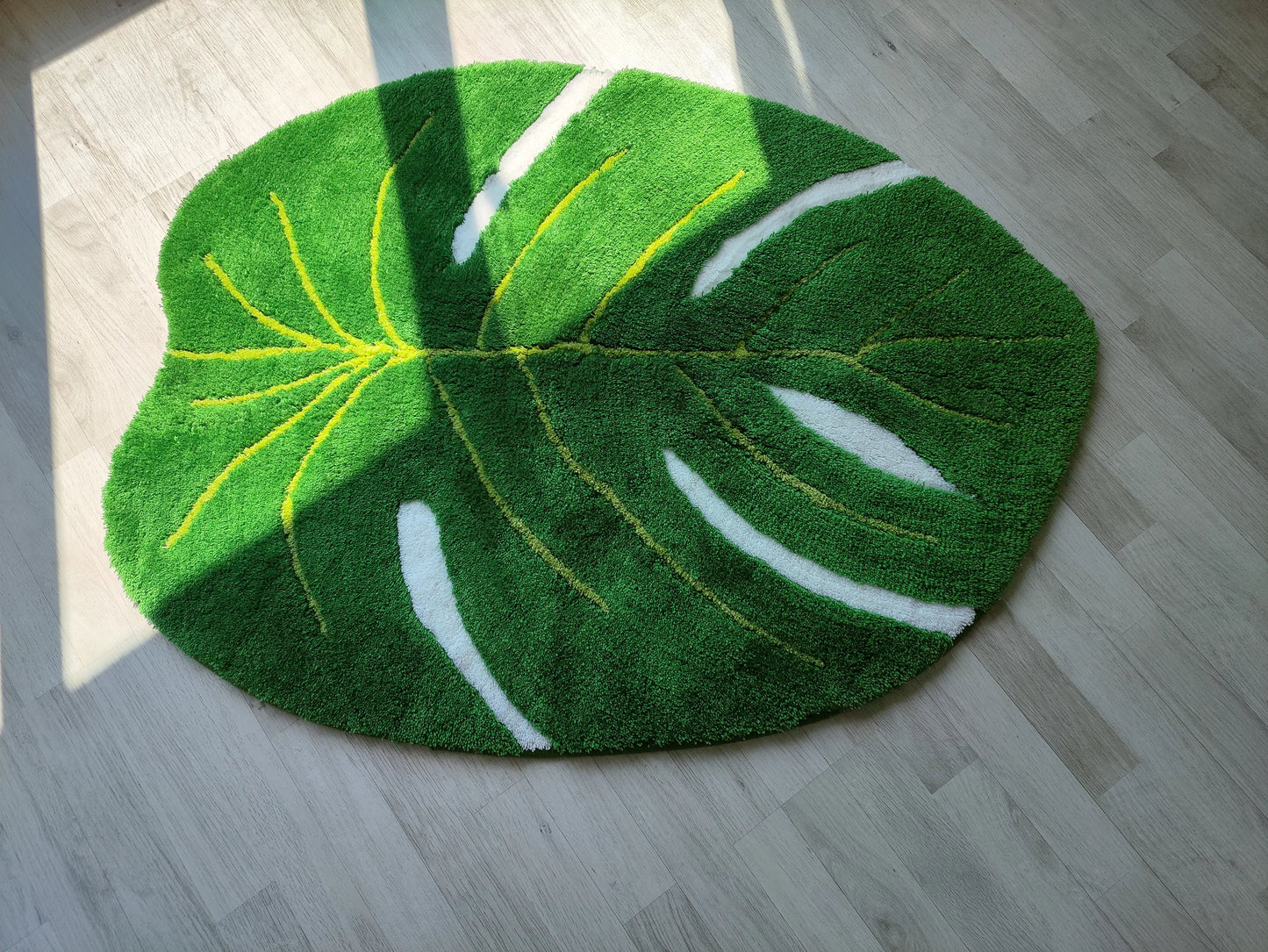 Lush Leaf Rug
