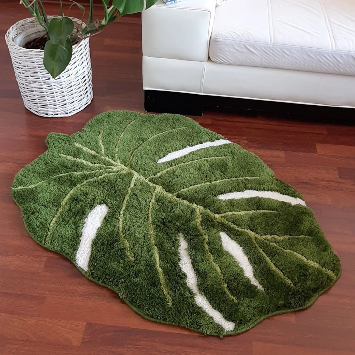 Lush Leaf Rug